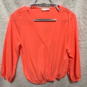 Deep V bright top.